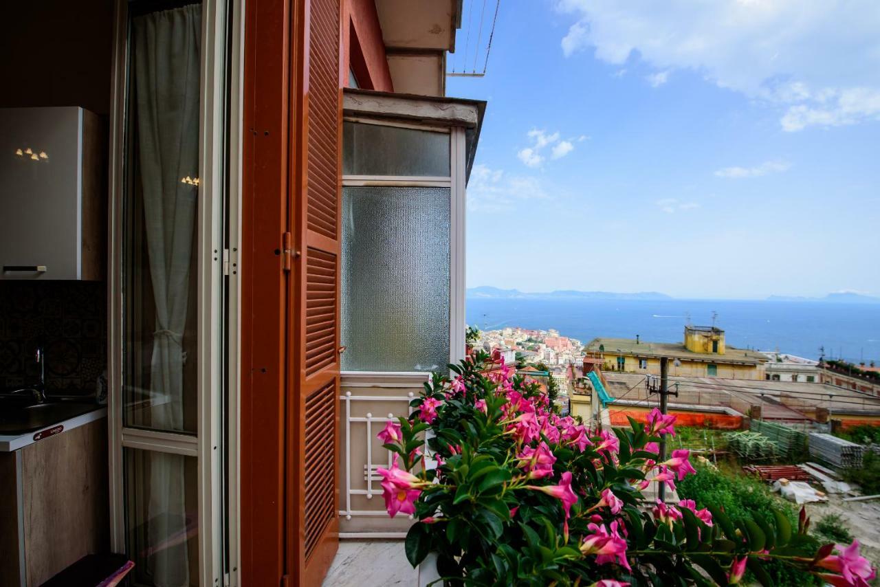 Appartamento Panoramico "Il Glicine" Nápoles Exterior foto